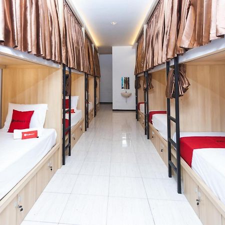 RedDoorz Hostel @ Malang City Center 2 Exterior foto