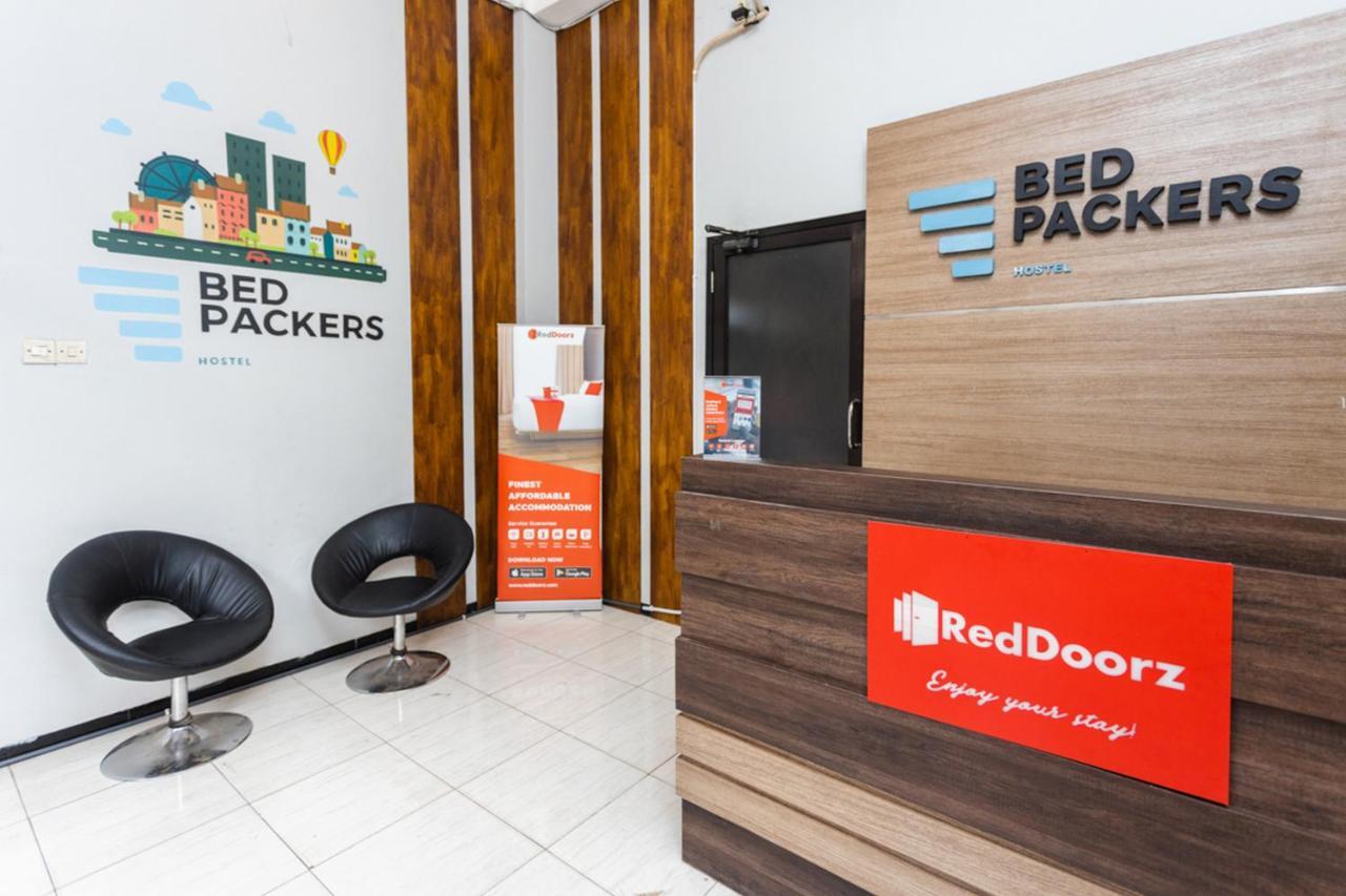 RedDoorz Hostel @ Malang City Center 2 Exterior foto
